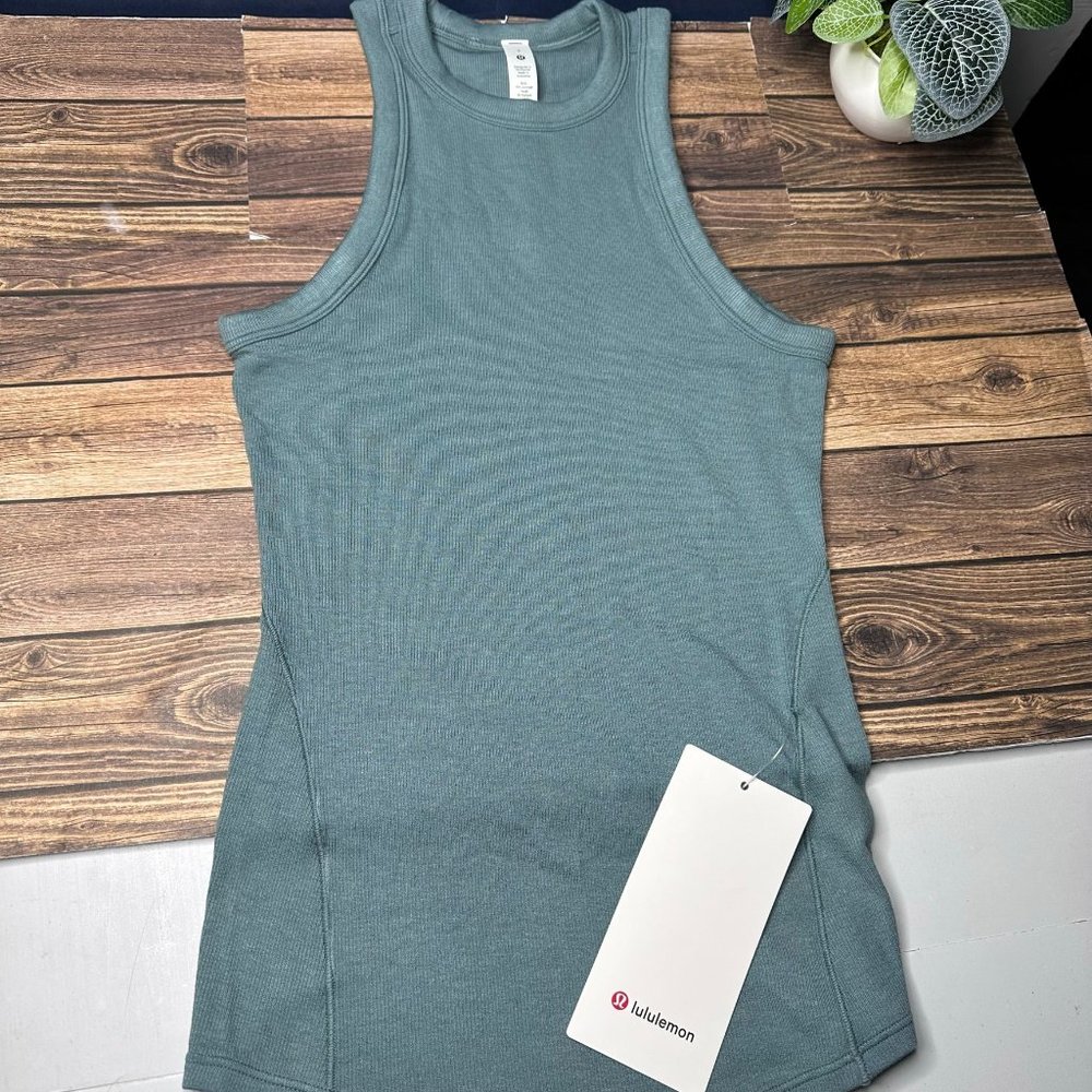 Lululemon Hold Tight Tank Top NWT Size 2 (TIDT) *Ribbed Texture* - Picture 2 of 10
